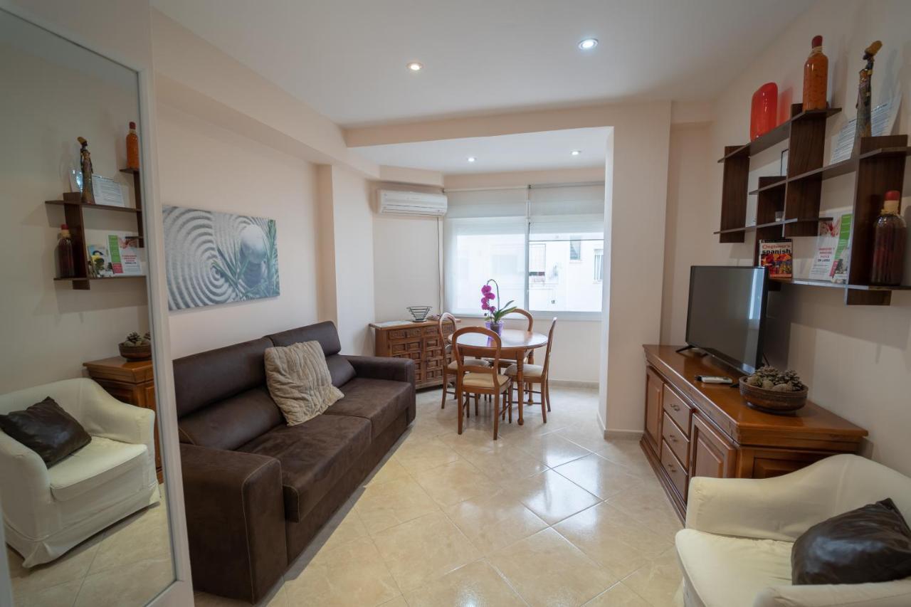 Larra Nervion Subway Tranvia Apartment Seville Exterior photo