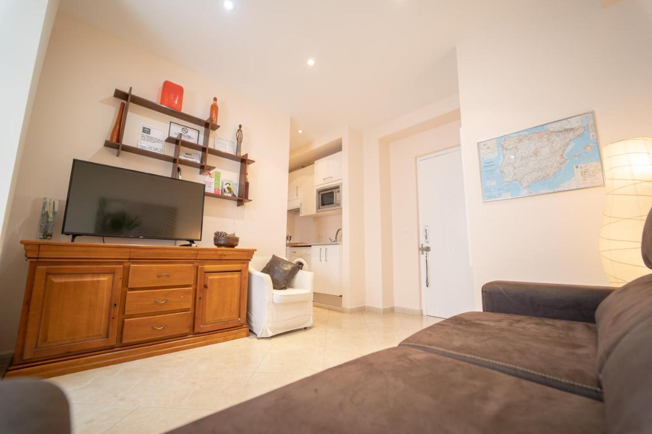 Larra Nervion Subway Tranvia Apartment Seville Exterior photo