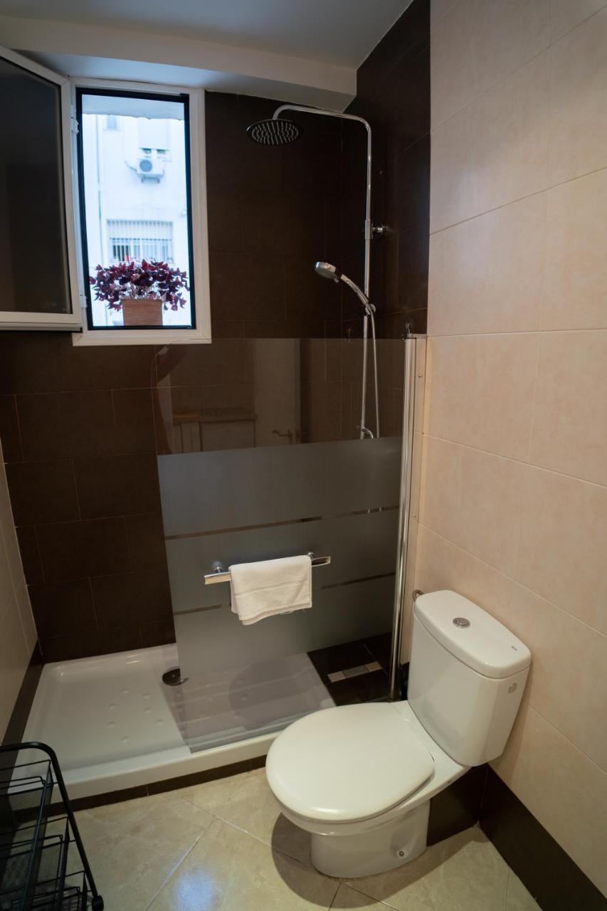 Larra Nervion Subway Tranvia Apartment Seville Exterior photo